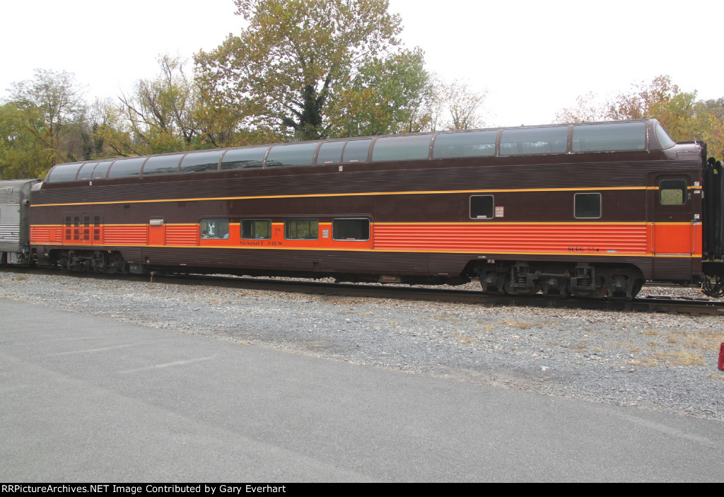 PPCX 800136 - "Summit" Dome Car